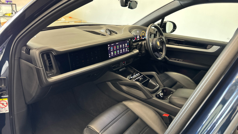 Porsche Cayenne E-Hybrid 5dr Tiptronic S Estate